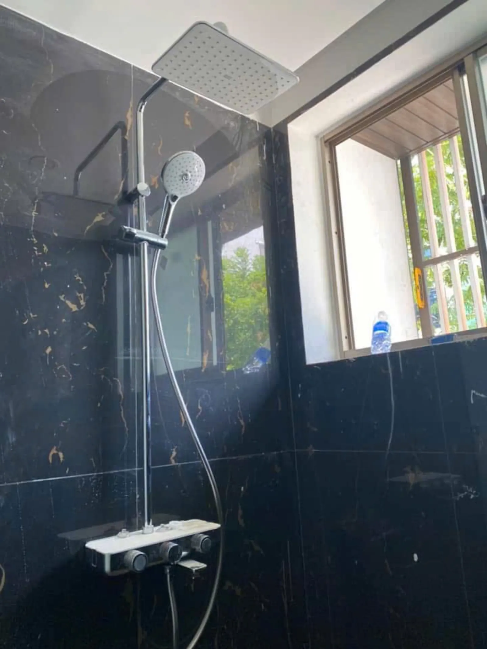 Sen tắm được lắp hoàn thiện tại Đà Nẵng